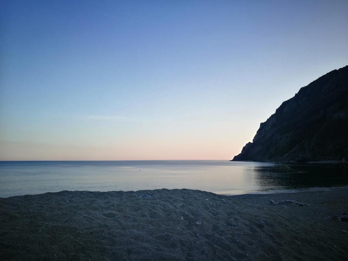 Pink House Garden Hotel Monterosso al Mare Exterior photo